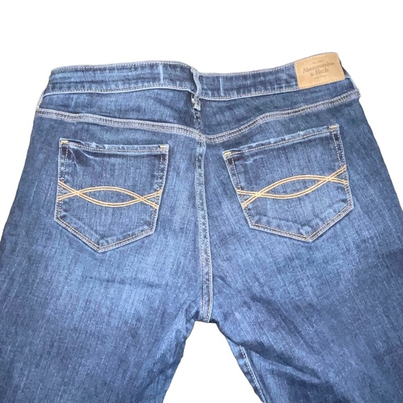 Abercrombie & Fitch Women’s Jeans Size 8R W29 L33 The A&F Boot Jean Distressed - Picture 4 of 5